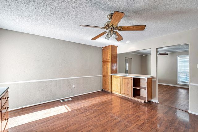 1213 W County Rd 125, Midland, TX 79706