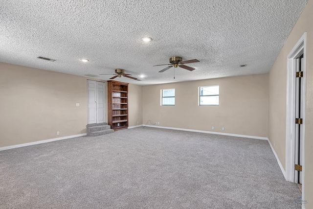 1213 W County Rd 125, Midland, TX 79706