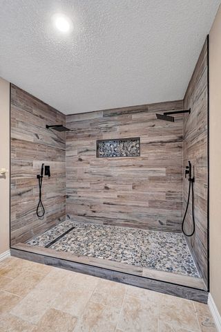 1213 W County Rd 125, Midland, TX 79706