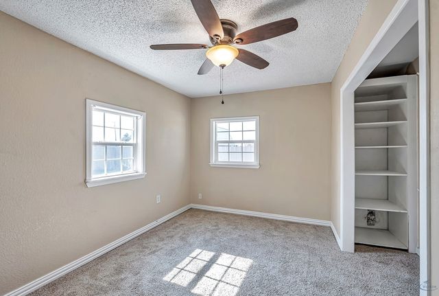 1213 W County Rd 125, Midland, TX 79706