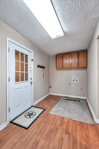 1213 W County Rd 125, Midland, TX 79706