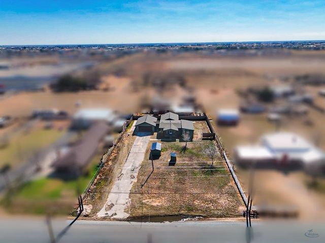 1213 W County Rd 125, Midland, TX 79706