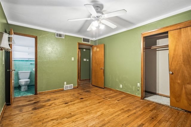 3557 Montreal Circle, Haltom City, TX 76117