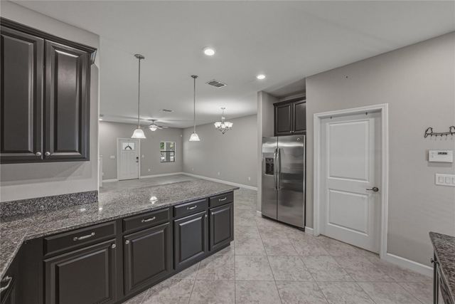 28647 TRANQUIL LAKE CIRCLE, Wesley Chapel, FL 33543