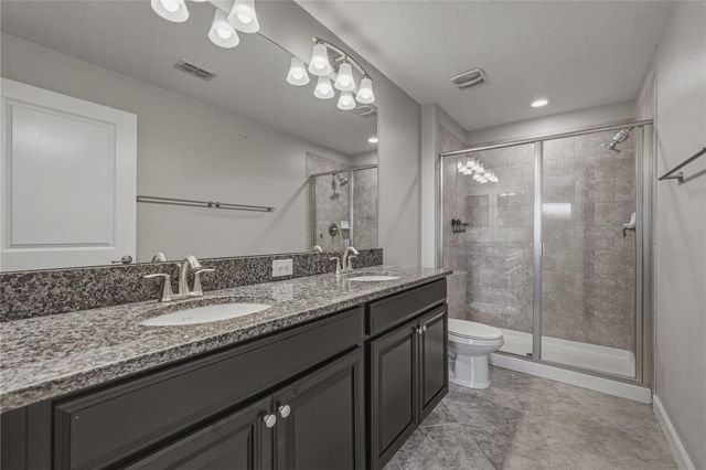 28647 TRANQUIL LAKE CIRCLE, Wesley Chapel, FL 33543