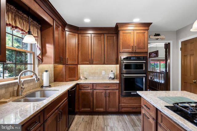 1324 OLDMANS CREEK RD, Swedesboro, NJ 08085