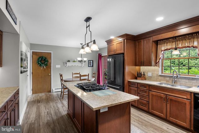 1324 OLDMANS CREEK RD, Swedesboro, NJ 08085