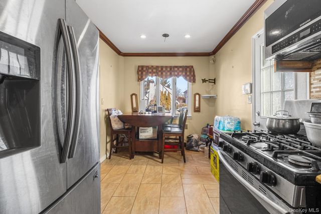 938 Wallace Avenue, North Baldwin, NY 11510