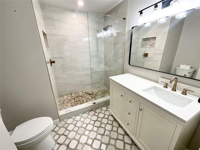 2468 GULFBREEZE CIRCLE, Palm Harbor, FL 34683