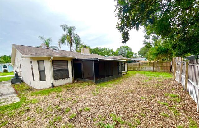 2468 GULFBREEZE CIRCLE, Palm Harbor, FL 34683