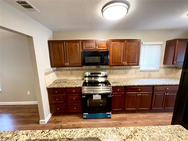 2468 GULFBREEZE CIRCLE, Palm Harbor, FL 34683