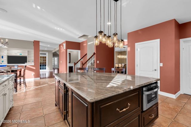 20 Coleridge Drive, Marlboro, NJ 07746