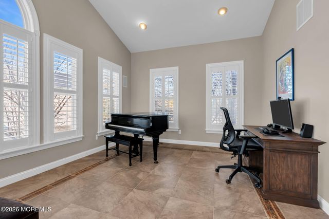 20 Coleridge Drive, Marlboro, NJ 07746