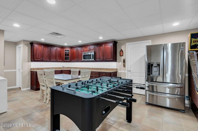 20 Coleridge Drive, Marlboro, NJ 07746