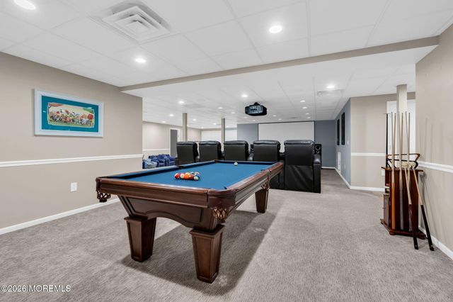 20 Coleridge Drive, Marlboro, NJ 07746