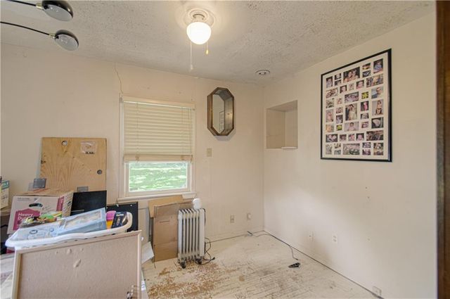 4748 Reinhardt Drive, Roeland Park, KS 66205
