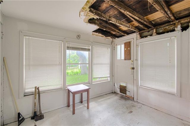 4748 Reinhardt Drive, Roeland Park, KS 66205