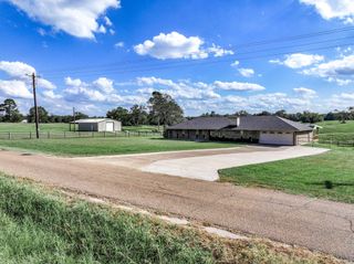 537 SW 12th, Mt Pleasant, TX 75455