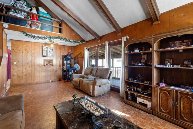 2296 N Shore Acres Road, Soddy Daisy, TN 37379