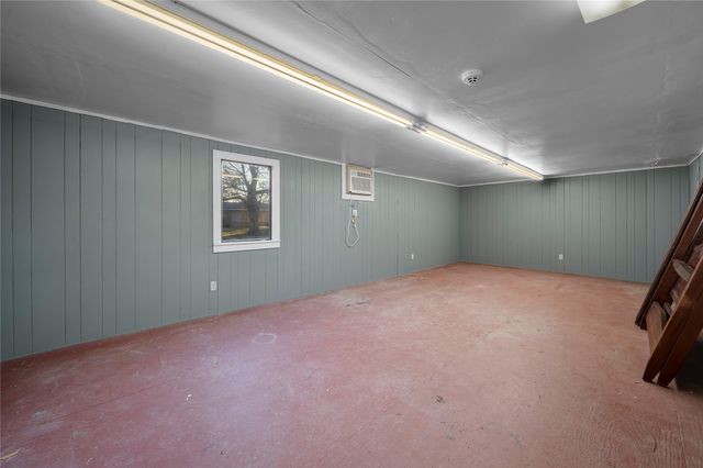 604 E PENNSYLVANIA, Van, TX 75790