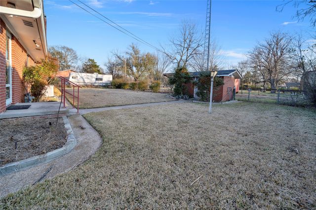 604 E PENNSYLVANIA, Van, TX 75790