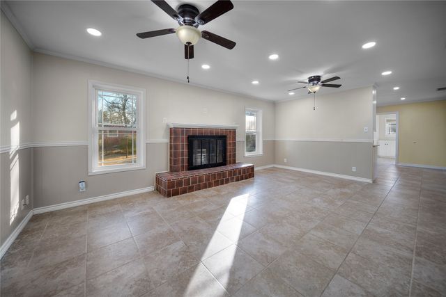 604 E PENNSYLVANIA, Van, TX 75790