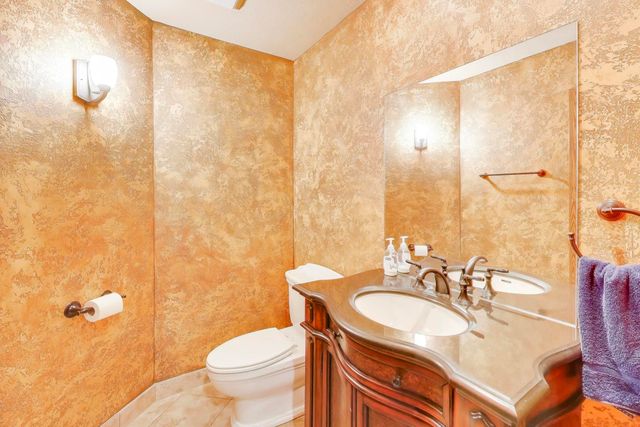 13844 Mettawa Lane, Mettawa, IL 60045