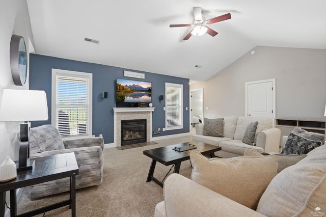 8715 William Drive, Manhattan, KS 66502