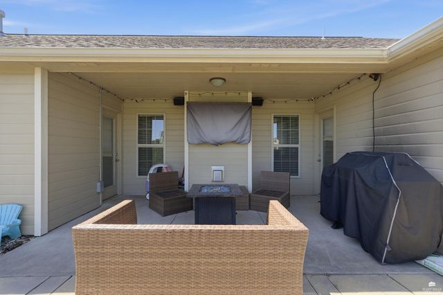 8715 William Drive, Manhattan, KS 66502