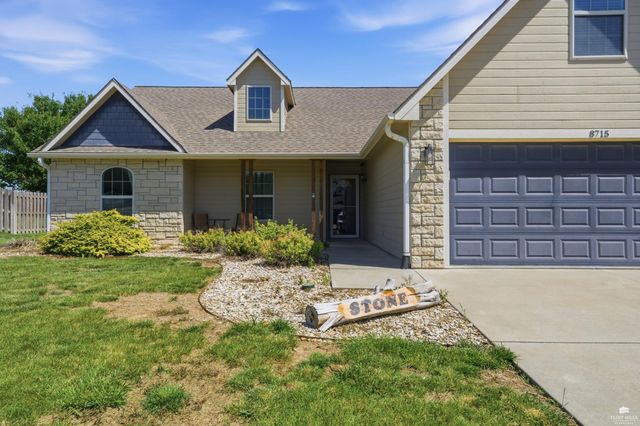 8715 William Drive, Manhattan, KS 66502