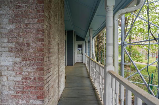 1117 E Brow Road, Lookout Mountain, TN 37350