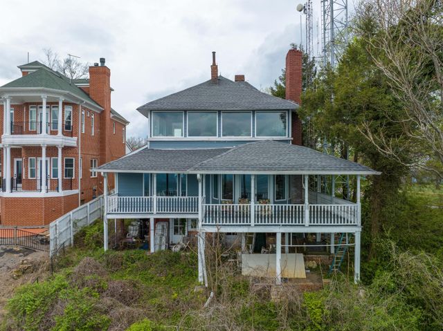 1117 E Brow Road, Lookout Mountain, TN 37350