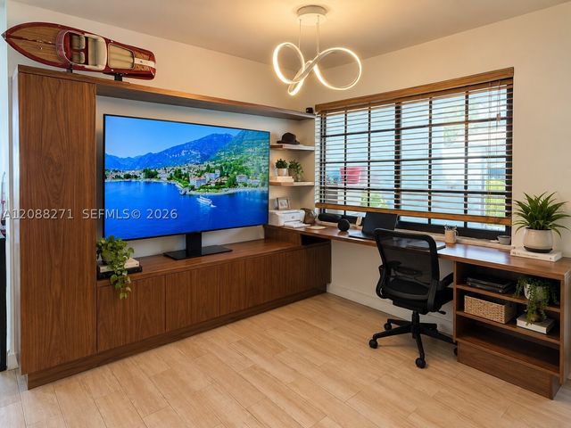 21204 Harbor Way 123-12, Aventura, FL 33180