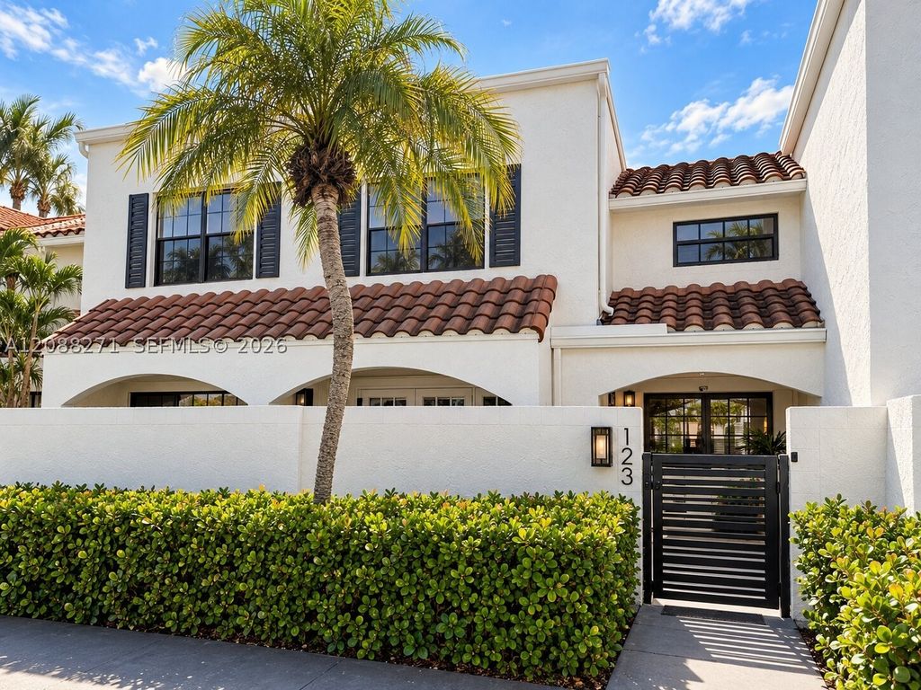 21204 Harbor Way 123-12, Aventura, FL 33180