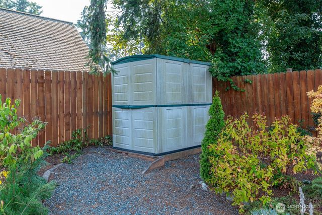 1925 NE 8th Avenue, Oak Harbor, WA 98277