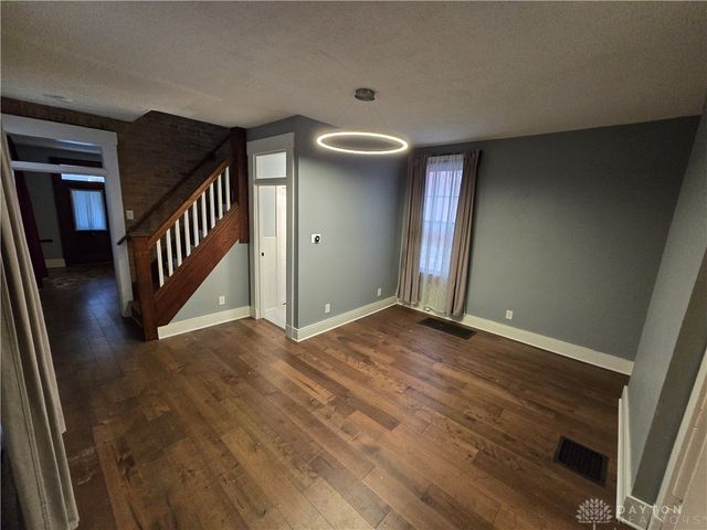 65 Green Street, Dayton, OH 45402