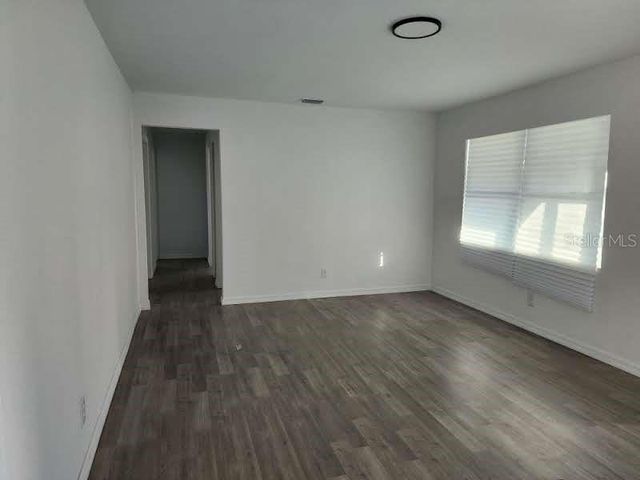 8522 TIDEWATER TRAIL, Tampa, FL 33619