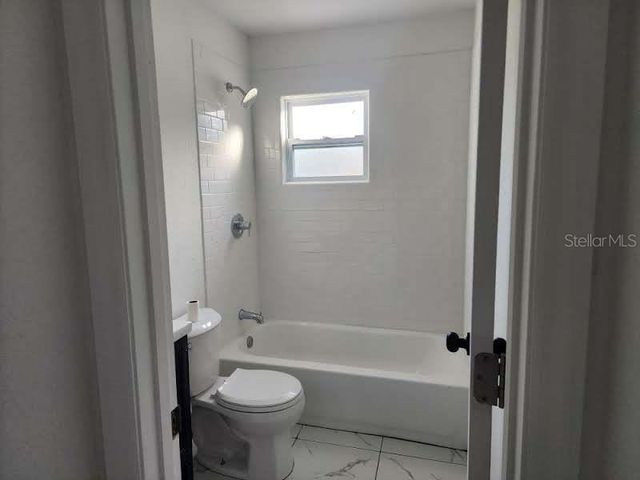 8522 TIDEWATER TRAIL, Tampa, FL 33619