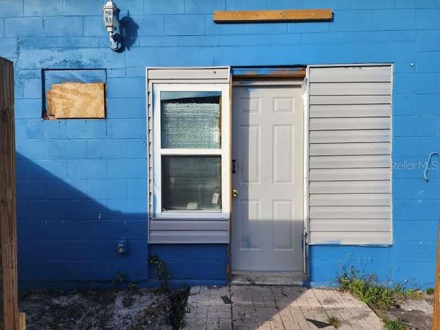 8522 TIDEWATER TRAIL, Tampa, FL 33619