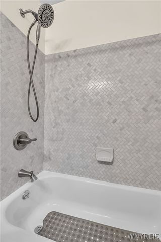 265 North 5th Street, Lewiston, NY 14092