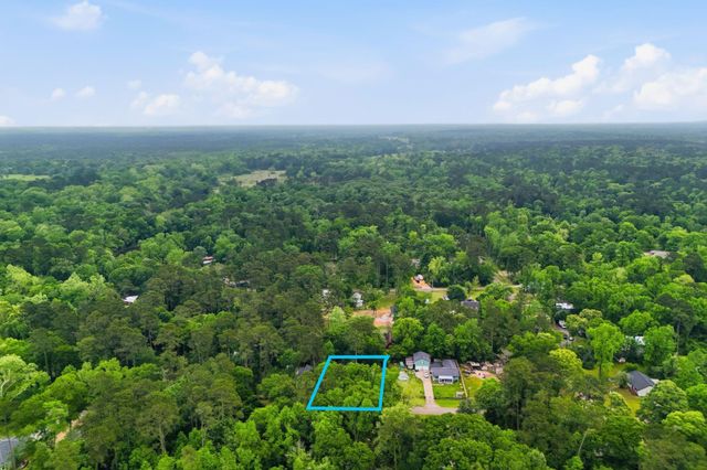 2-B Rollingwood Loop, Conroe, TX 77303