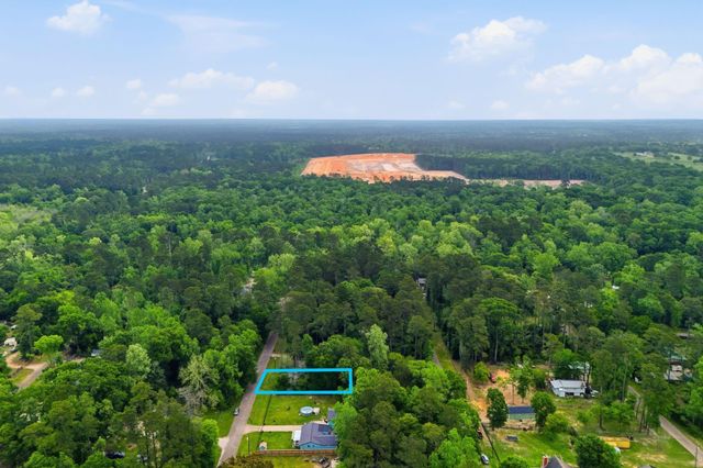 2-B Rollingwood Loop, Conroe, TX 77303