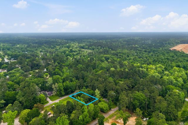 2-B Rollingwood Loop, Conroe, TX 77303