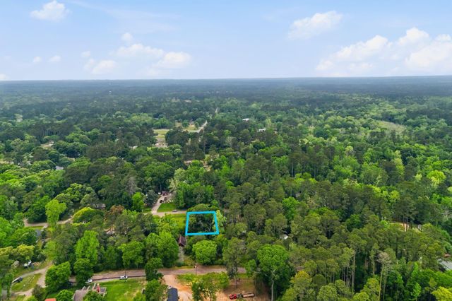 2-B Rollingwood Loop, Conroe, TX 77303