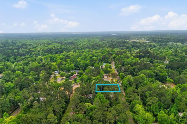 2-B Rollingwood Loop, Conroe, TX 77303