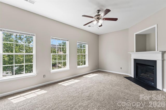 9768 Walkers Glen Drive NW, Concord, NC 28027