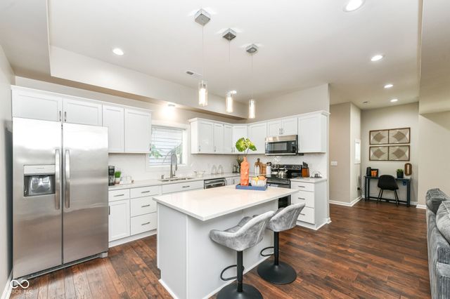 1821 S East Street, Indianapolis, IN 46225