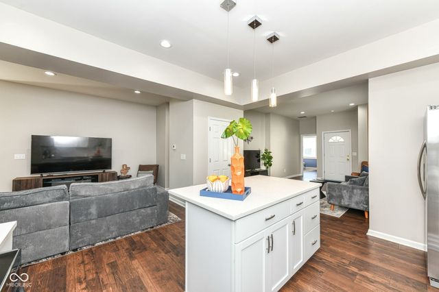 1821 S East Street, Indianapolis, IN 46225