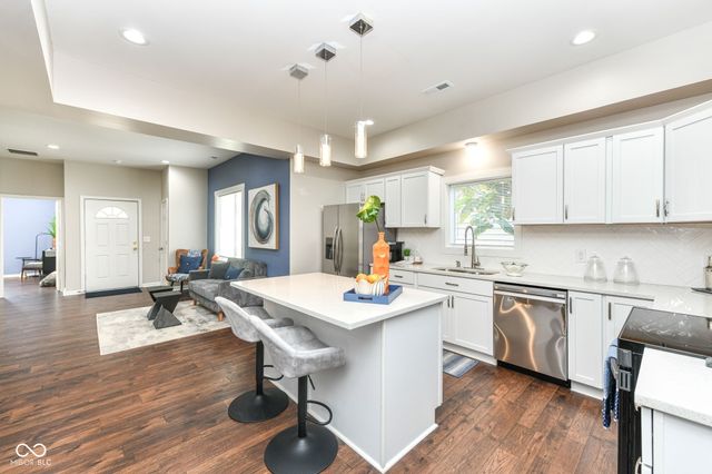 1821 S East Street, Indianapolis, IN 46225