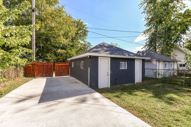 1821 S East Street, Indianapolis, IN 46225